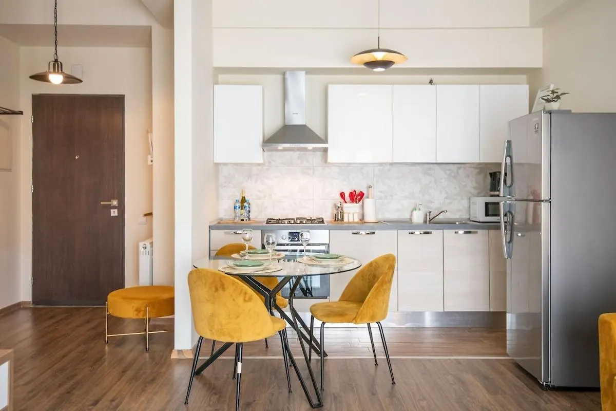 Gg Home - 1 Bedroom Apartment Close To Park Tbilisi