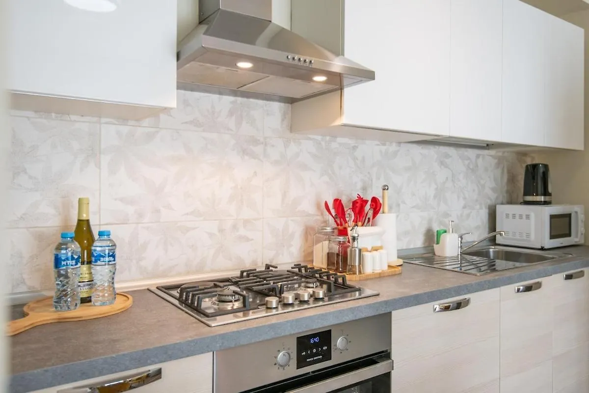 Gg Home - 1 Bedroom Apartment Close To Park Tbilisi