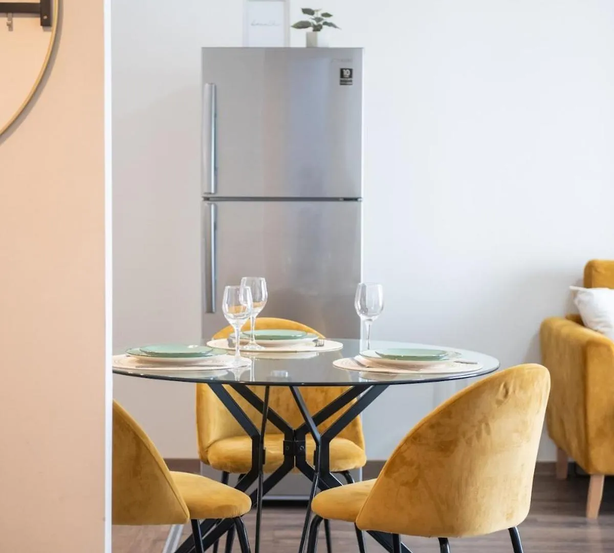 Gg Home - 1 Bedroom Apartment Close To Park Tbilisi 0*,